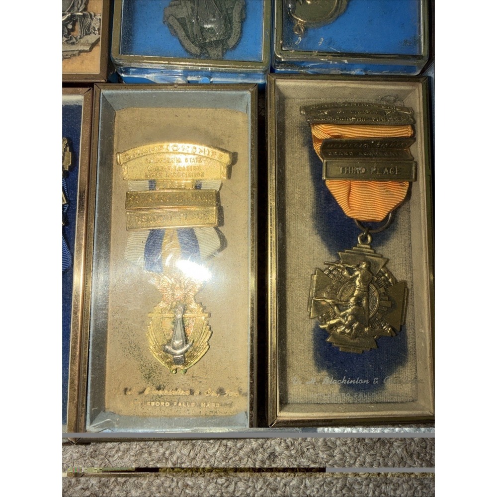 Lot of (17) Vintage Blackinton Rifle & Pistol Shooting Medals – Marksman Awards - Picture 3 of 11